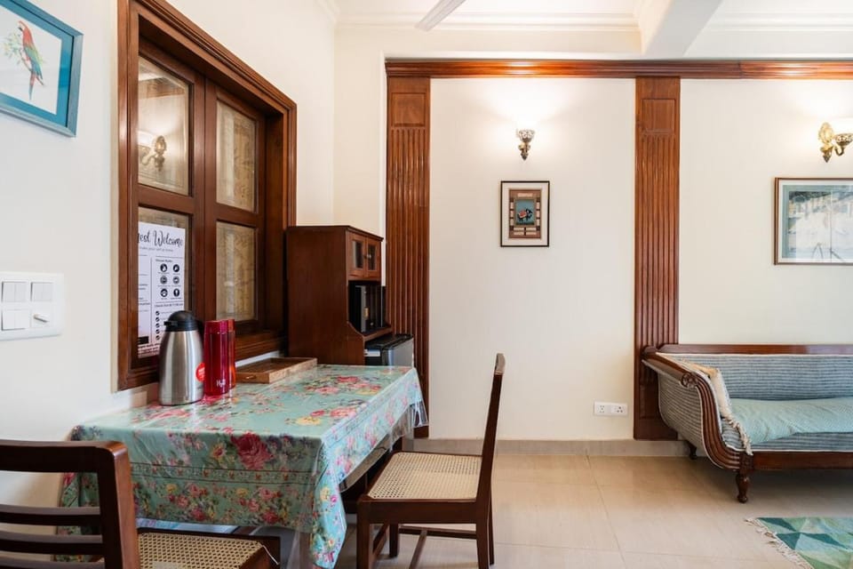 Blue Sky 1 Bedroom Apartment with a fort view Apartment in New Delhi