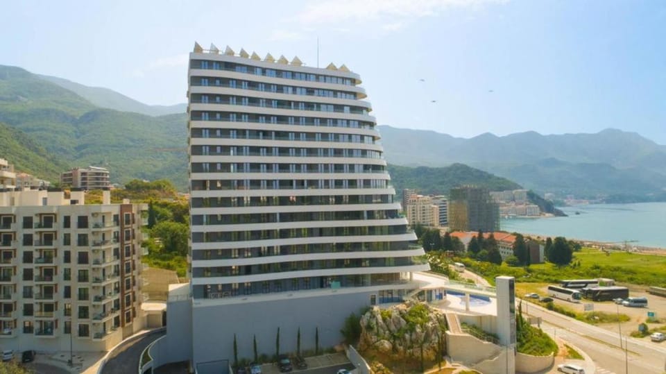 Skyline Premium Residences Becici Apartment in Budva Municipality