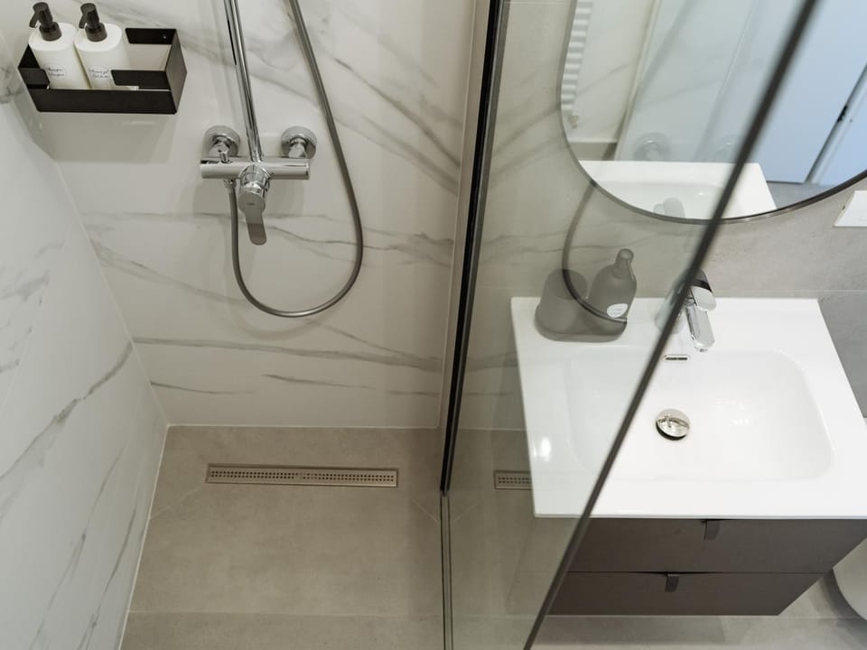 Shower, Bathroom