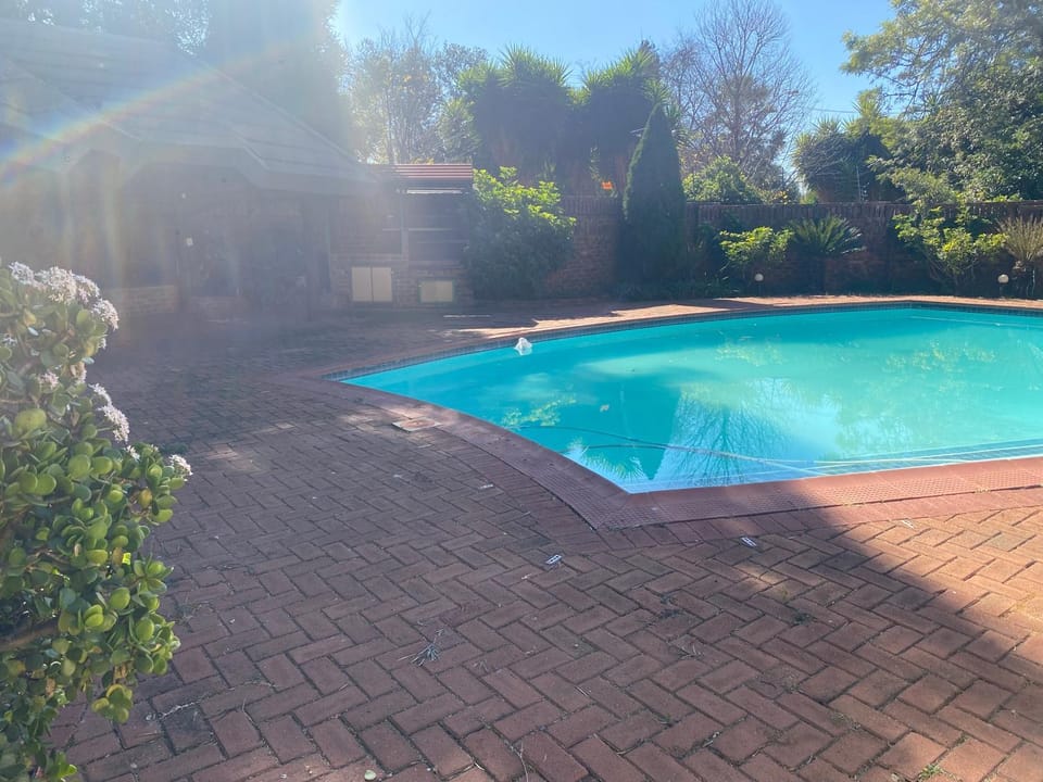 Lynnwood 246 House Bed and Breakfast in Pretoria