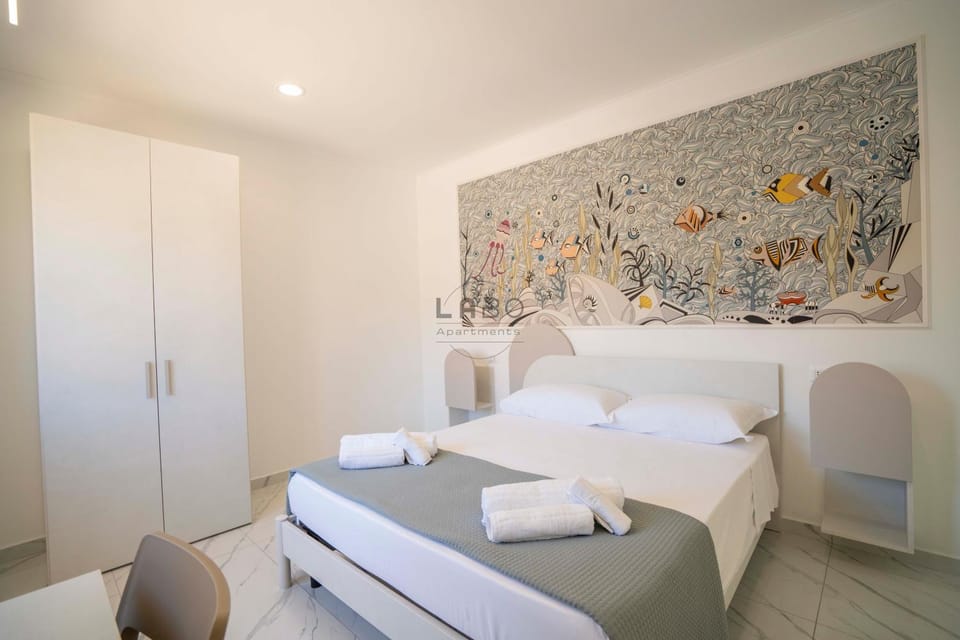 Bed, Photo of the whole room, Bedroom, towels, wardrobe