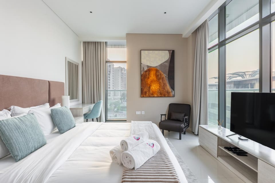 Elegant Beachside Studio in Prime Palm Location Apartment in Dubai