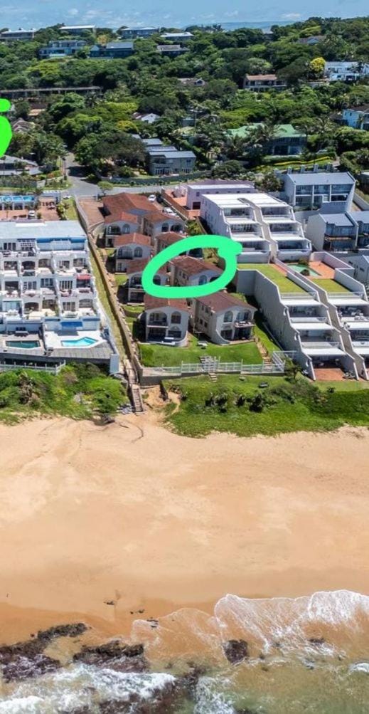 Property building, Day, Neighbourhood, Natural landscape, Bird's eye view, Beach, Sea view, Location