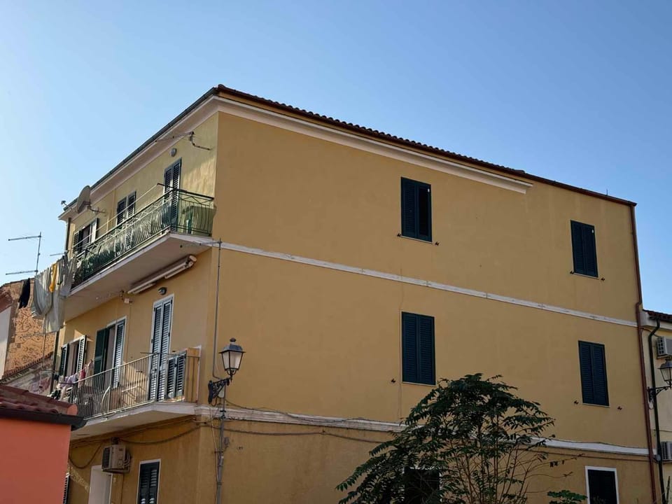 La Maddalena Tour Holiday Home - Residenza Sanzio Apartment in Sardinia