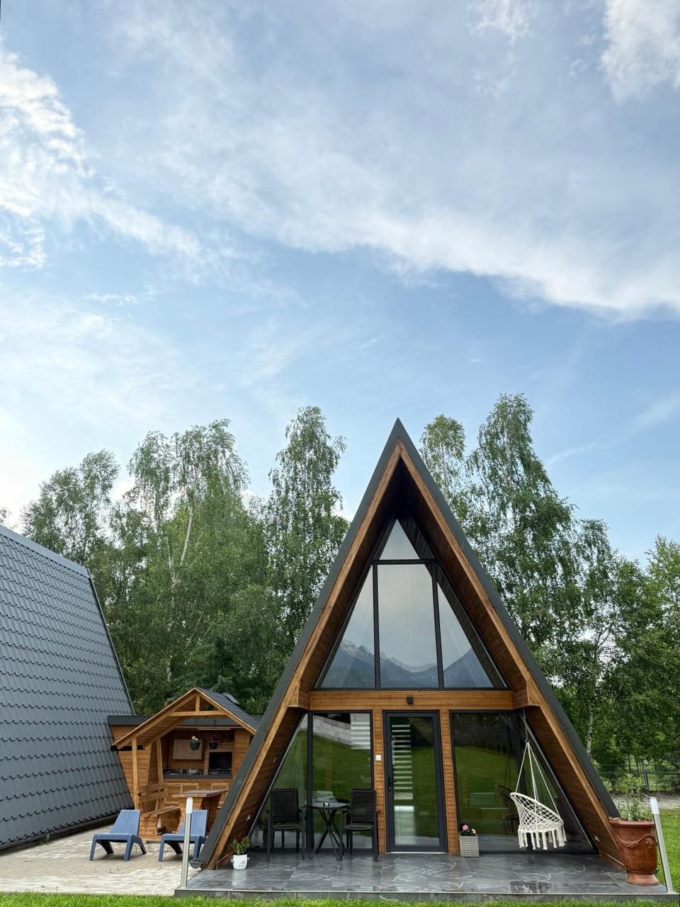 Property building, Day