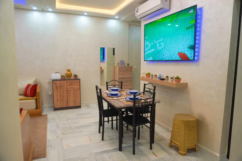 TV and multimedia, Dining area