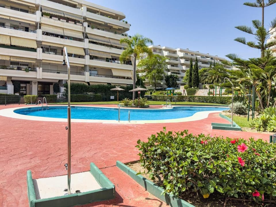 Property building, Garden, Pool view, sunbed