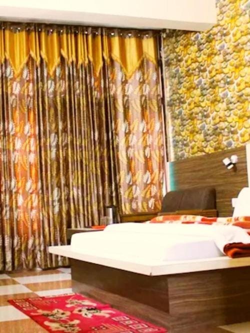Hotel President Dalhousie-Pure veg Hotel in Himachal Pradesh