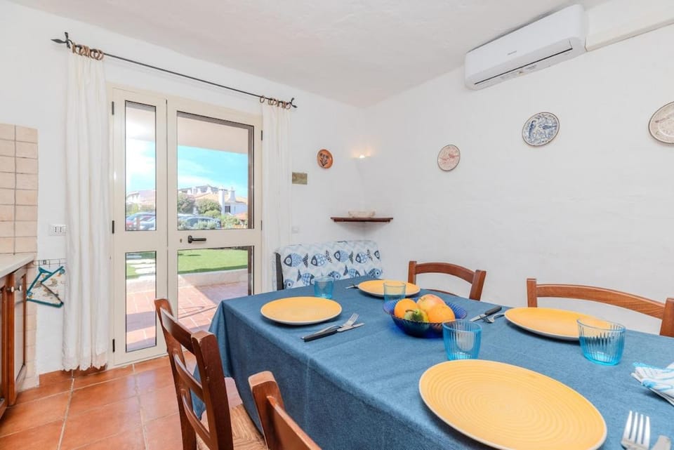 Villa White Rock - Costa Smeralda & Baja Sardinia Apartment in Sardinia