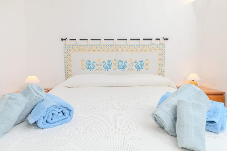 Villa White Rock - Costa Smeralda & Baja Sardinia Apartment in Sardinia