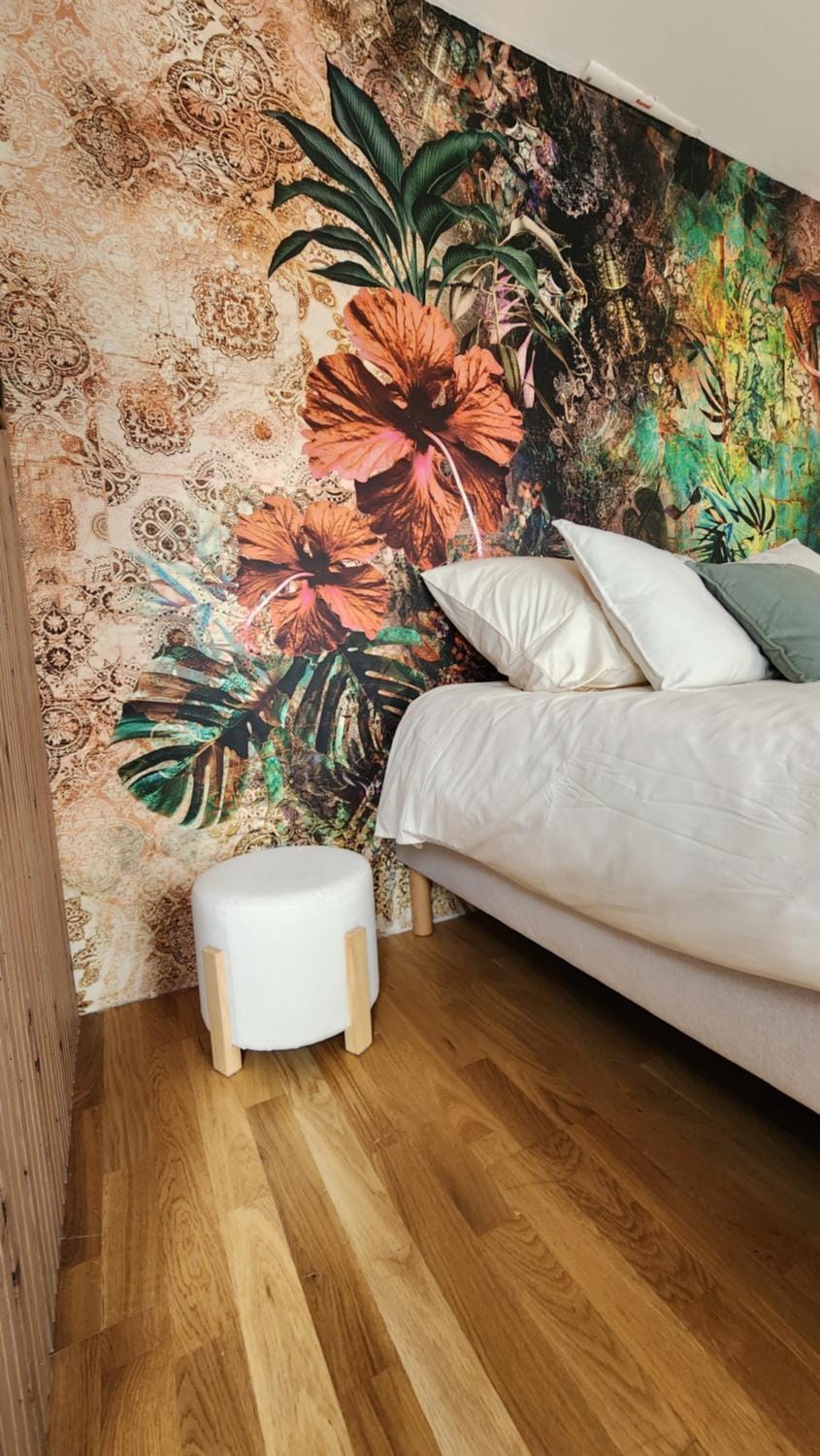 Bed, Photo of the whole room, Bedroom