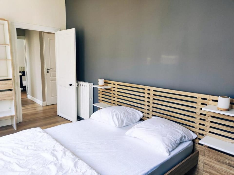 Bed, Bedroom, wardrobe