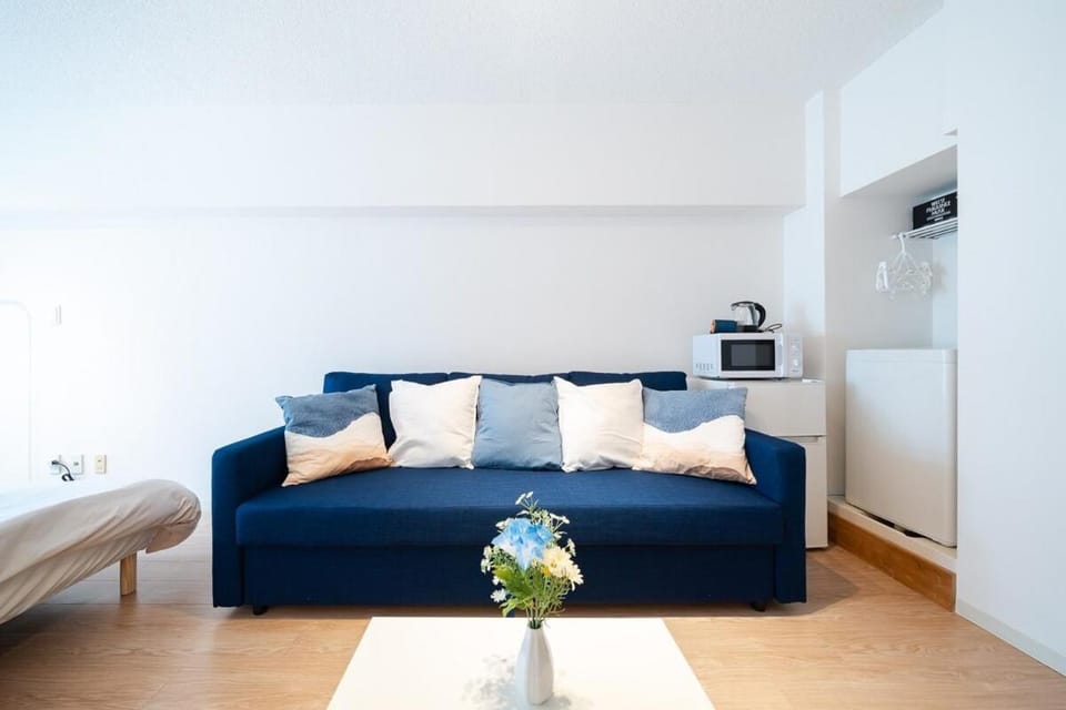 Bed, Living room, Bedroom