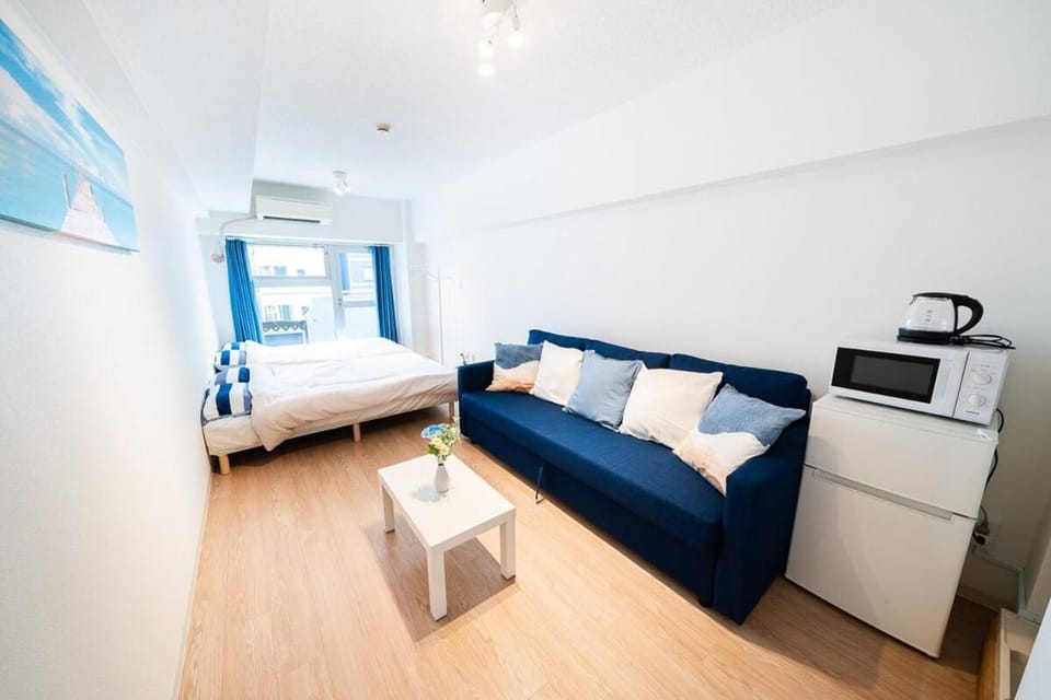 Bed, Living room, Bedroom
