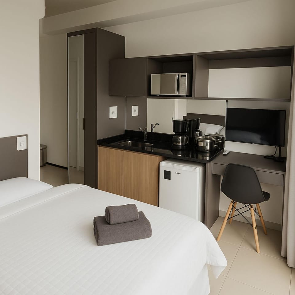 Bed, Coffee/tea facilities, Kitchen or kitchenette, Bedroom, stove, towels