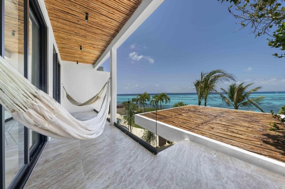 Spectacular New Oceanfront Villa Isla Mujeres Villa in Isla Mujeres