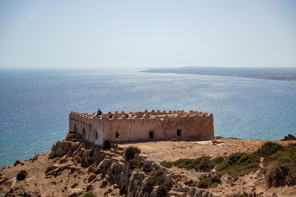 Nearby landmark, Day, Natural landscape, Landmark view