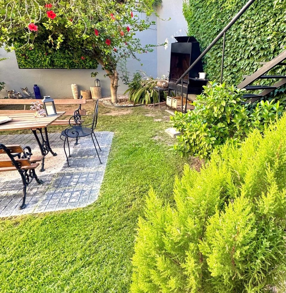 Patio, BBQ facilities, Garden, Garden