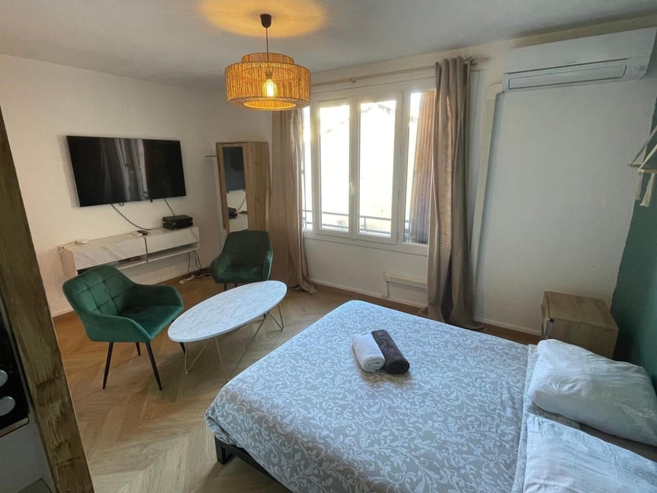 Lafayette 2 - Elégant Studio Lumineux Apartment in Marseille