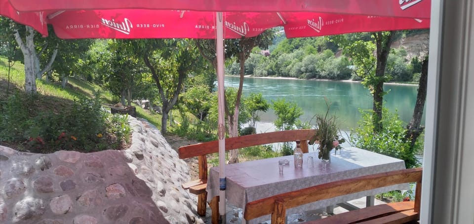 Prenoćište na Drini-Vikendica 2 House in Montenegro