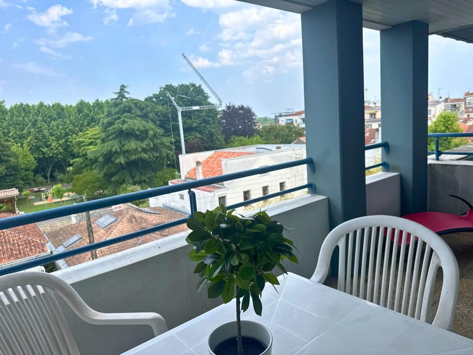 L'Aurore - Terrasse - Duplex - Parking Apartment in Dax