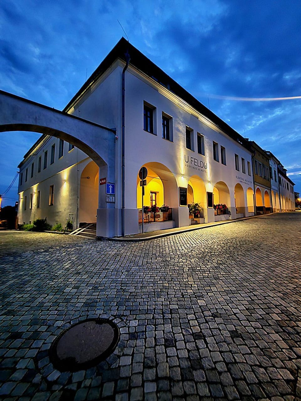 Property building, Night