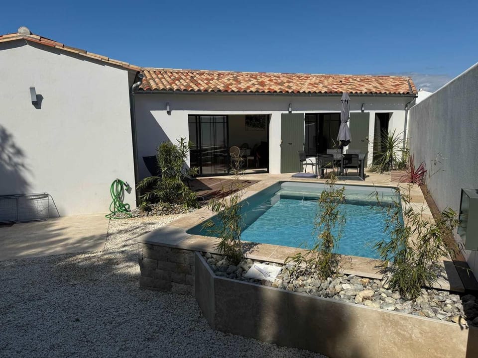 La Villa Alamy Villa in La Couarde-sur-Mer