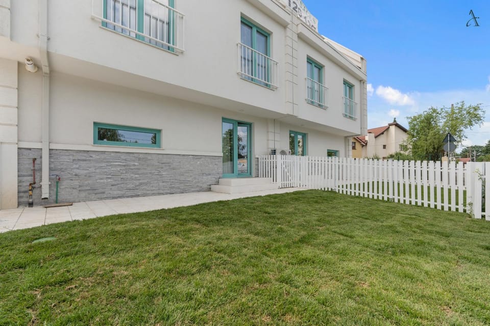 Patio, Garden, Garden view