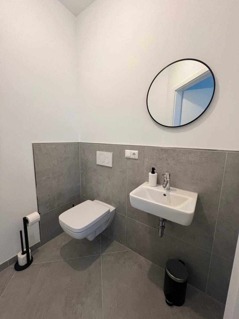 Toilet, Bathroom