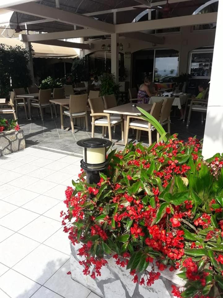 Hotel Florakis Bed and Breakfast in Euboea