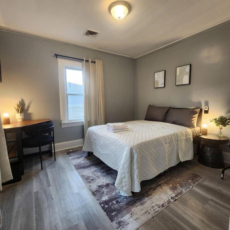 Bus Train 2 NYC Spacious 4BR SH Apartment in Hackensack