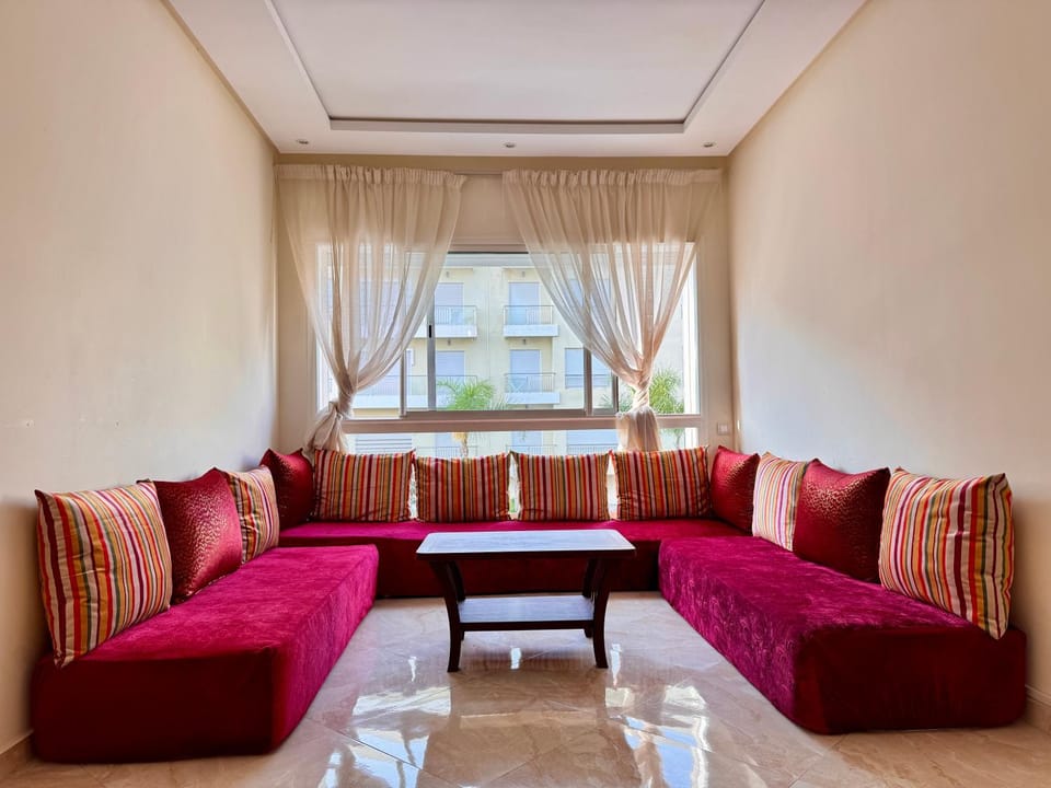 Bright Apt with Balcony, WiFi, Parking and Pool Resort Apartment in Bouznika