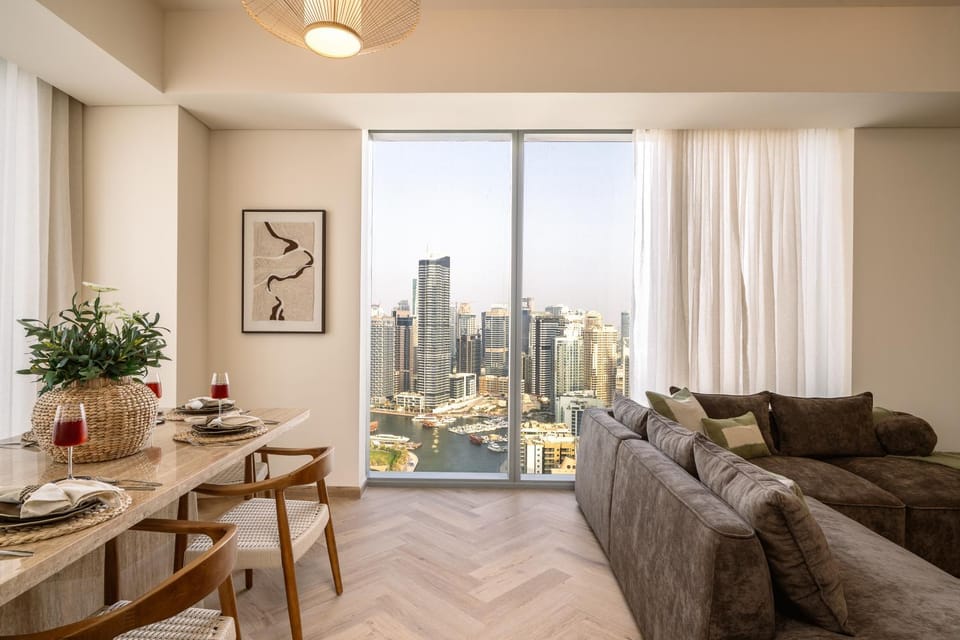 Living room, Seating area, Dining area, City view