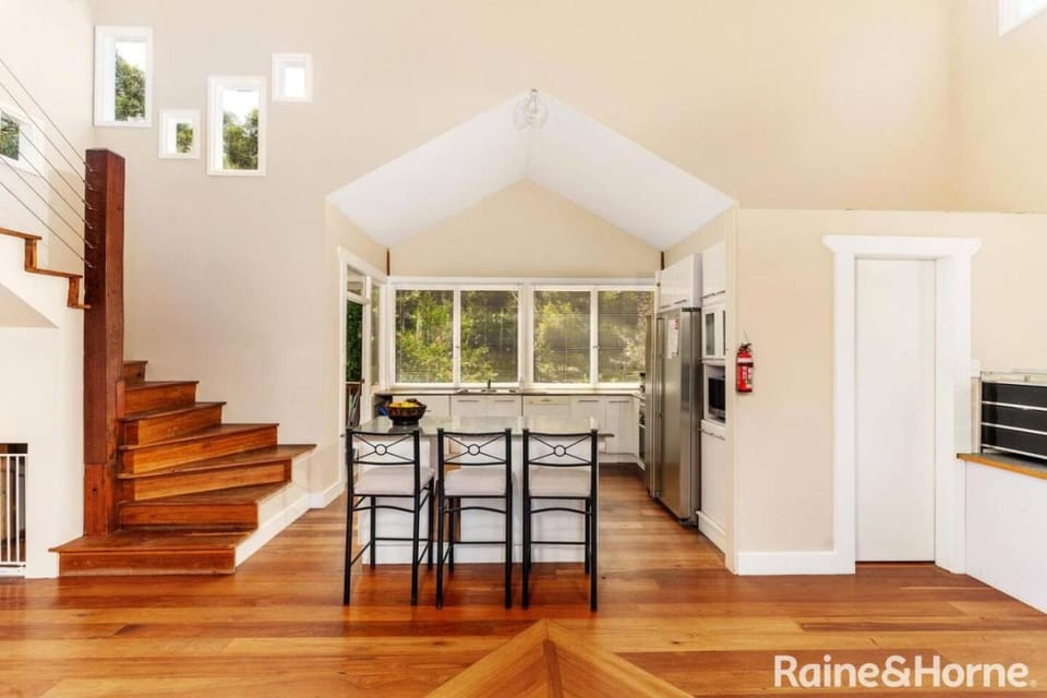 100 Acres of bush, rainforest, creeks House in Barrengarry