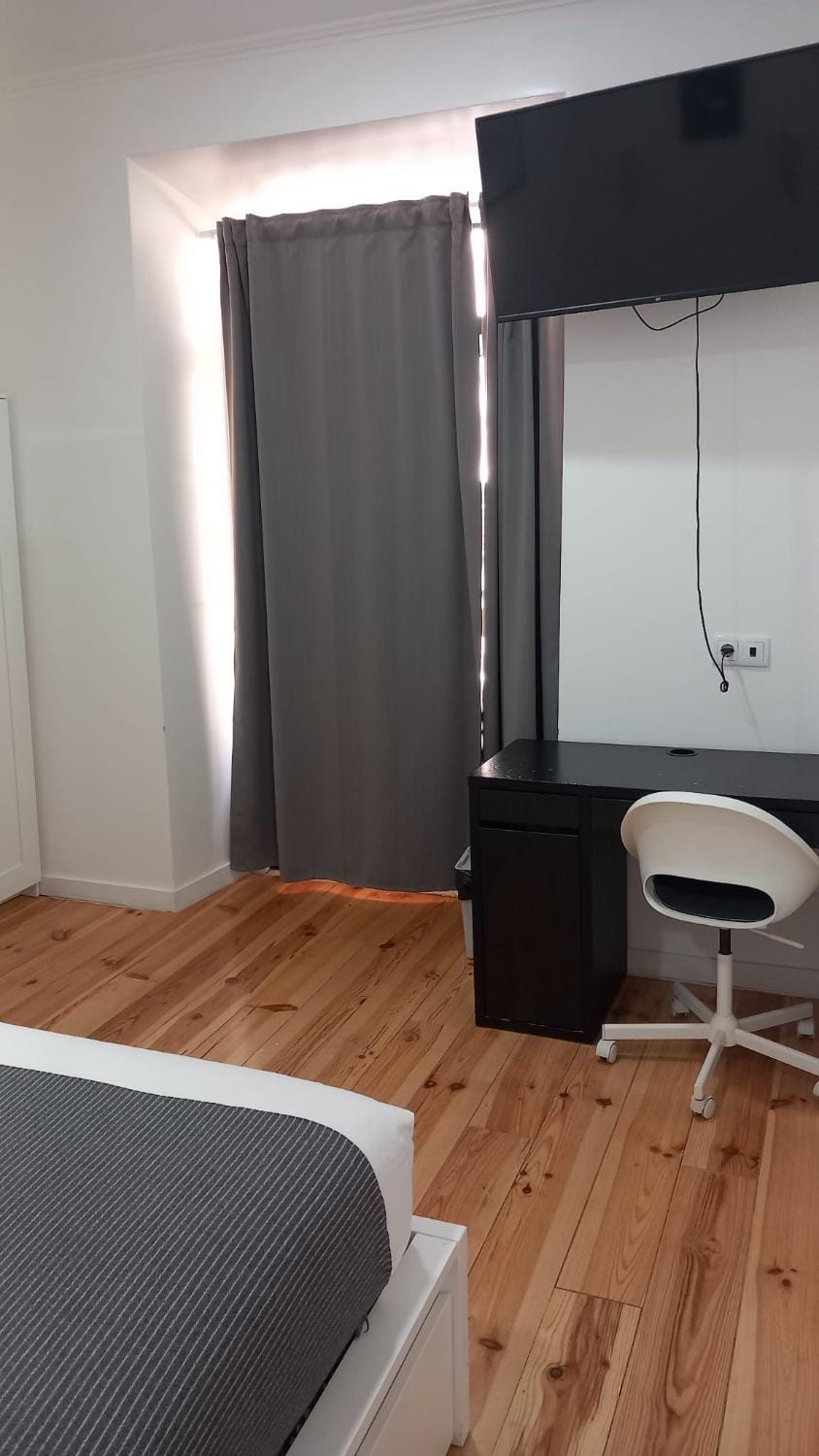 Apartamento Bernardim Ribeiro - 1ª Andar Vacation rental in Lisbon