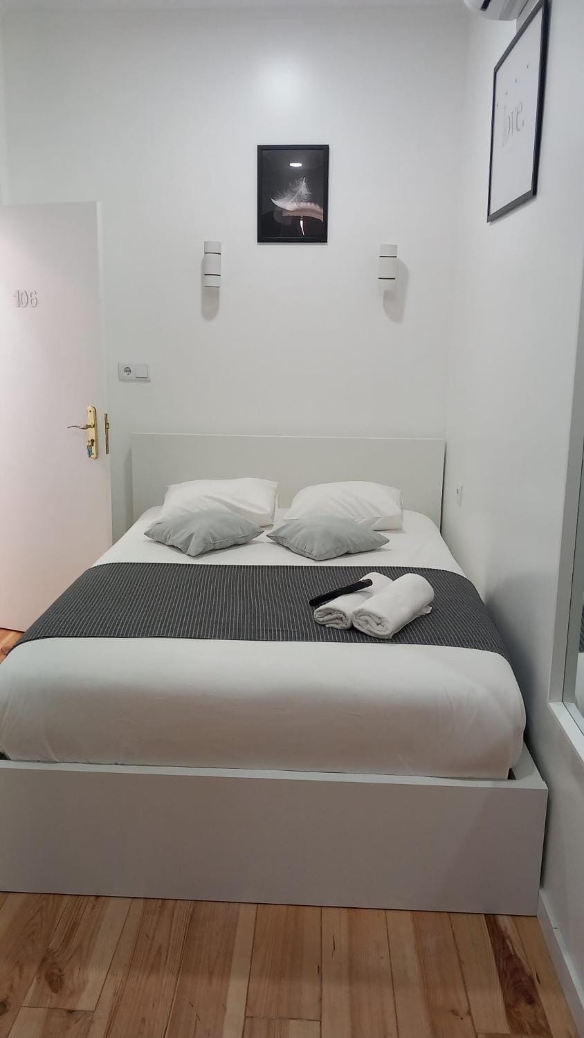 Apartamento Bernardim Ribeiro - 1ª Andar Vacation rental in Lisbon