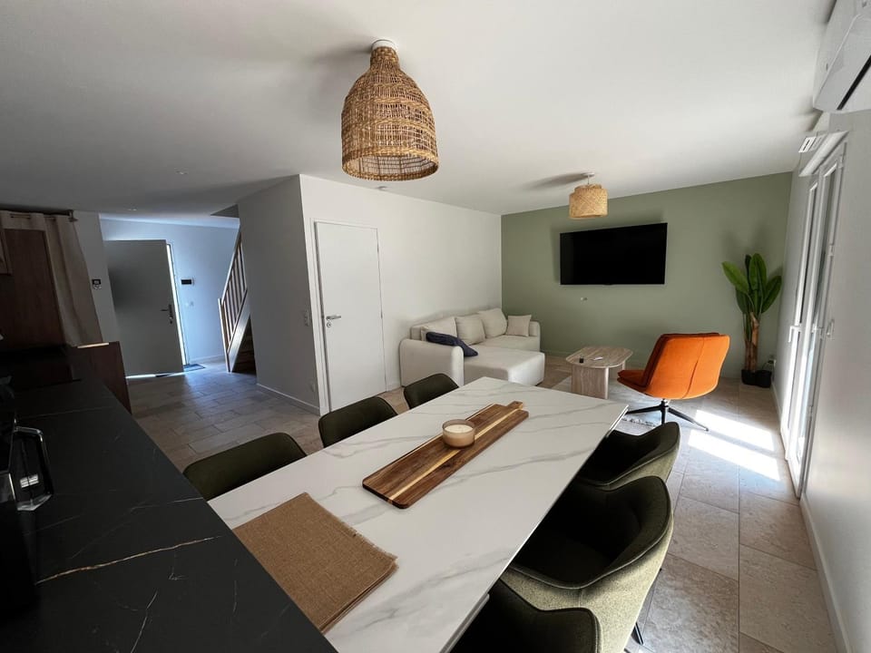 Villa climatisée 10 pers proche Hossegor-Capbreton House in Nouvelle-Aquitaine