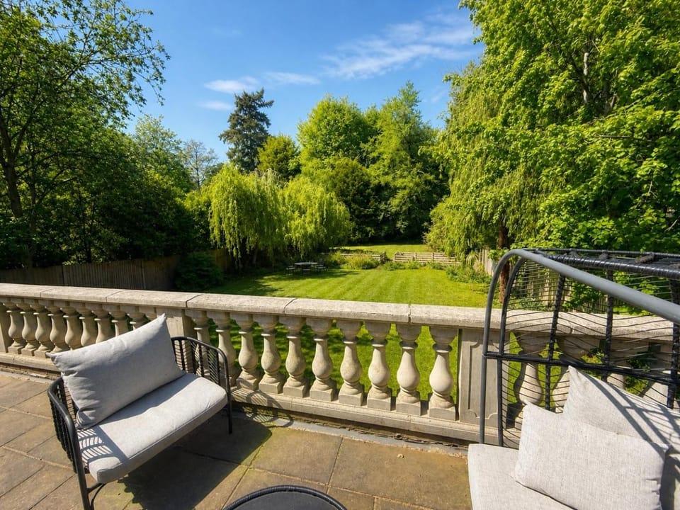 Spring, Day, Natural landscape, Balcony/Terrace, Garden view