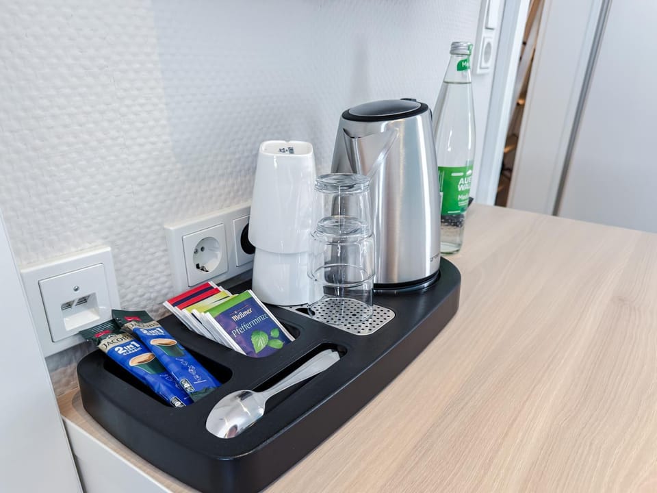 Coffee/tea facilities