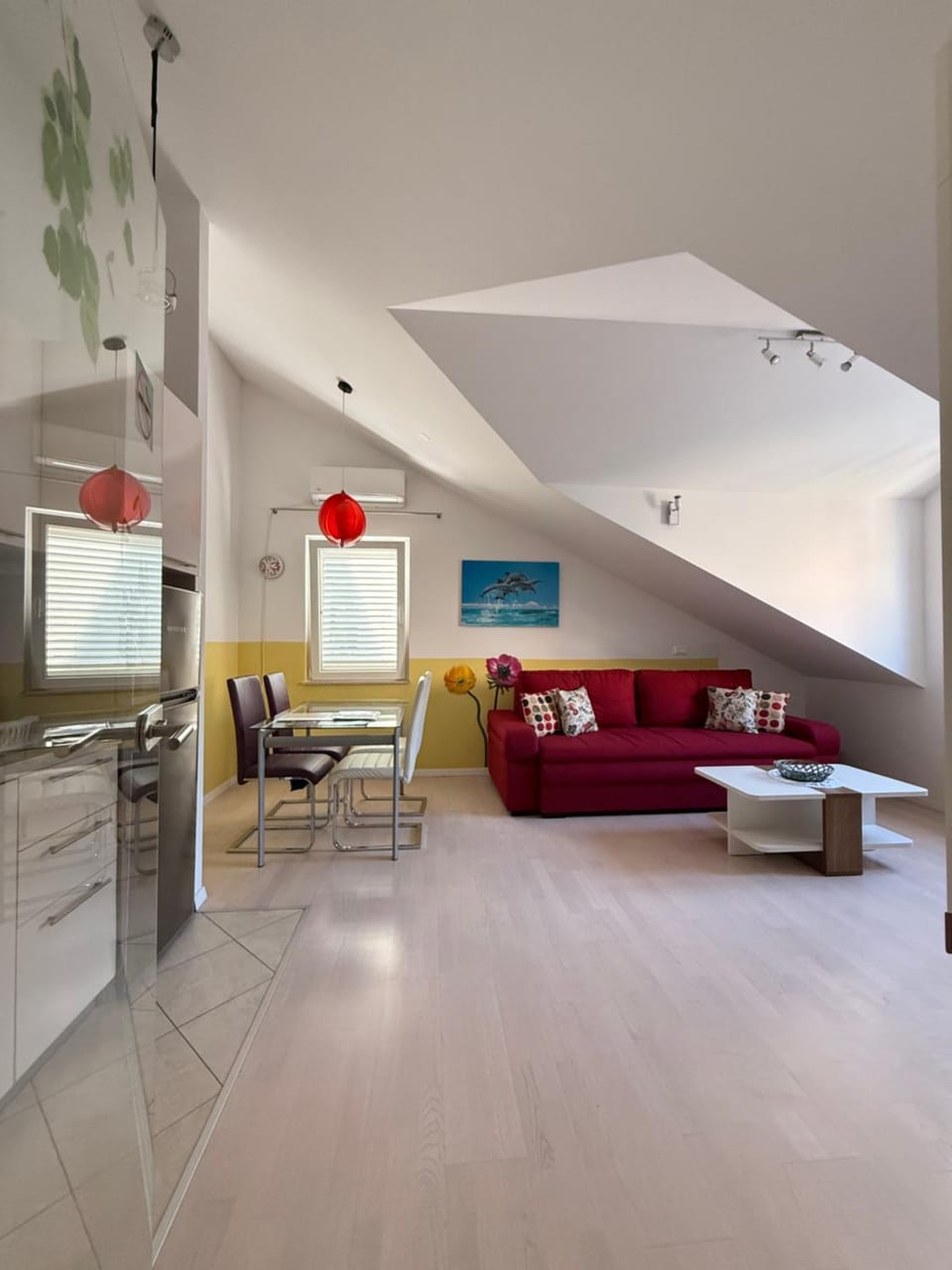 Kitchen or kitchenette, Living room, Photo of the whole room, Seating area, Dining area