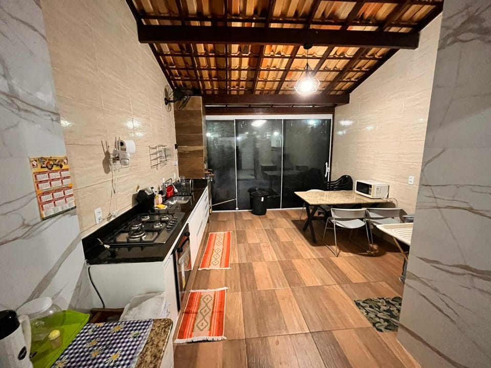 Jacara Beach House - Seu Refúgio House in Serra