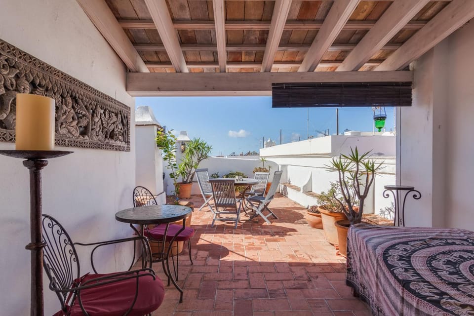 BBQ facilities, Balcony/Terrace