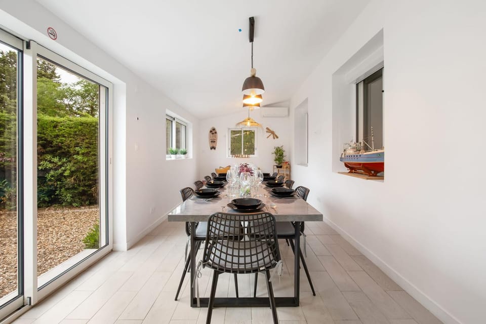 La Maison de lÉcume Renovated family house with garden House in Agde