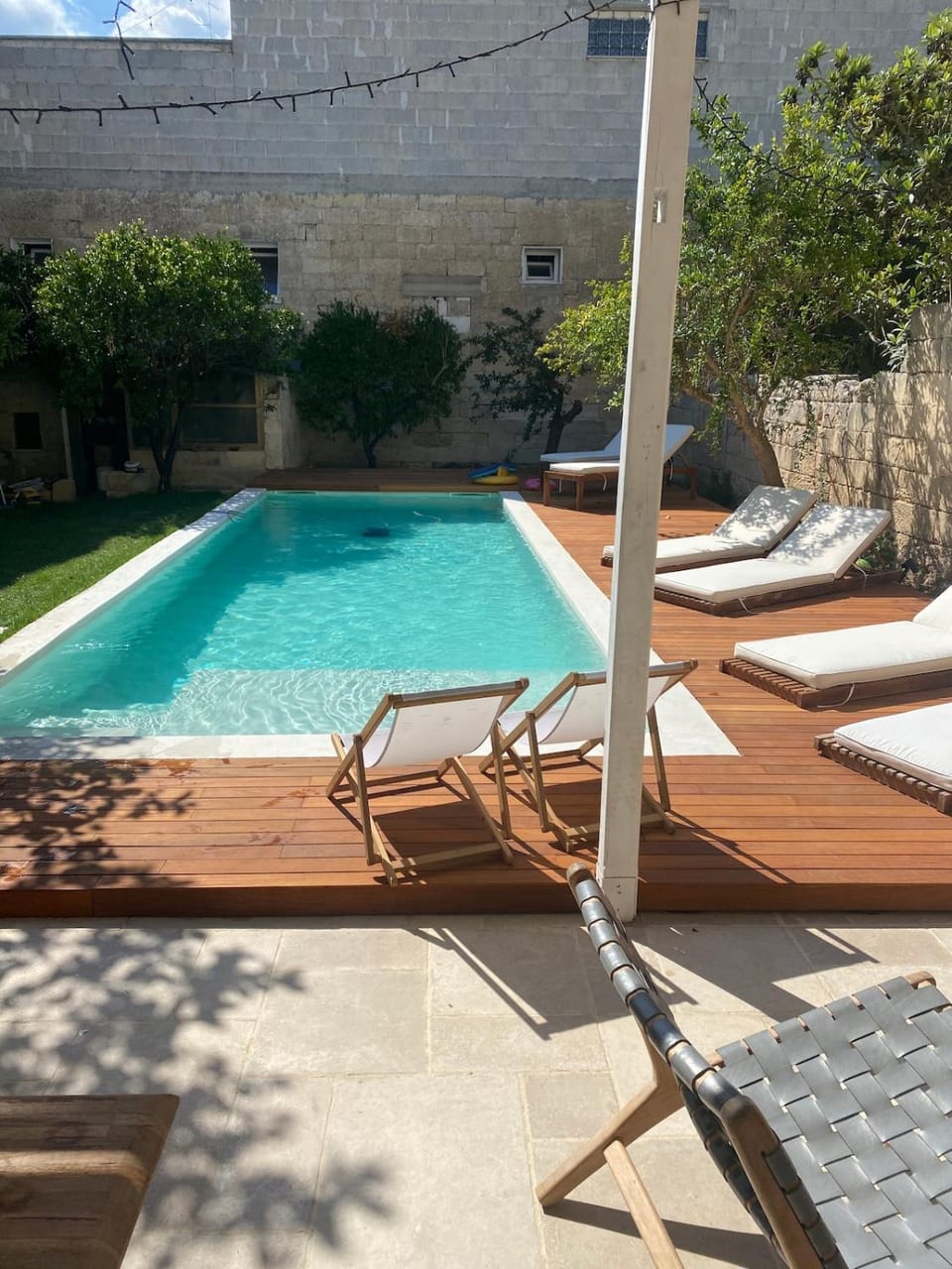 Patio, Pool view, Swimming pool, Swimming pool, sunbed