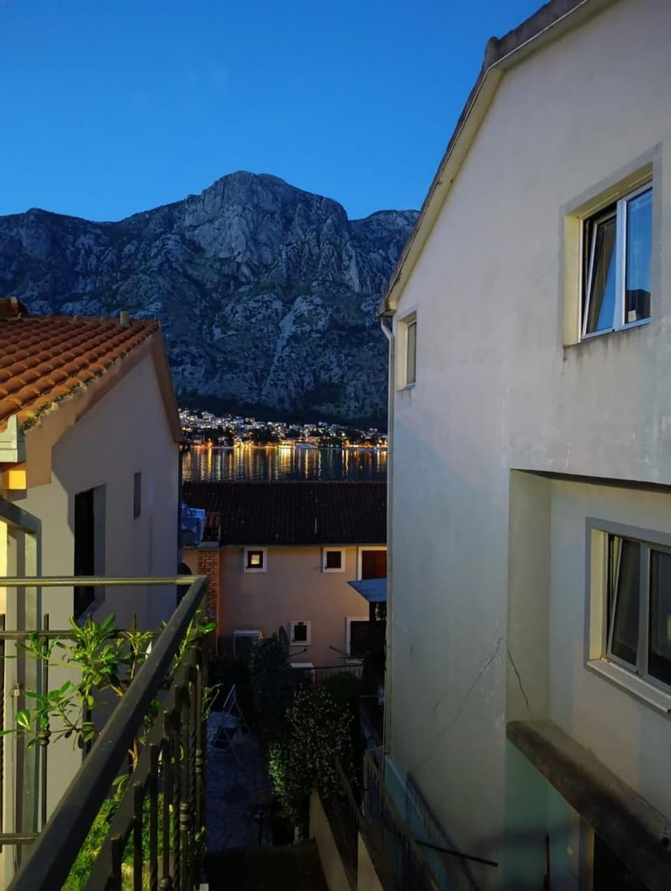 View (from property/room), Mountain view