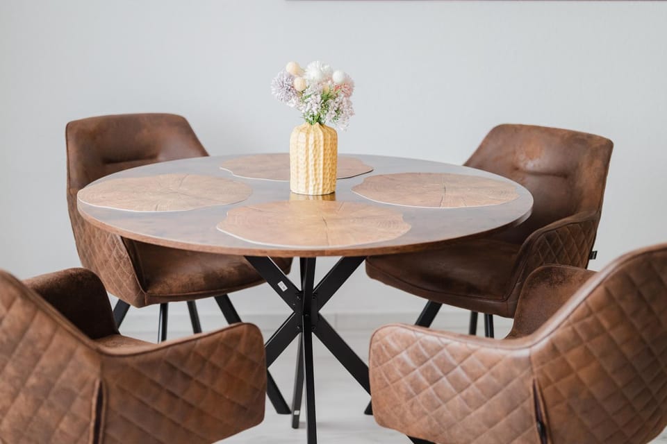 Living room, Seating area, Dining area