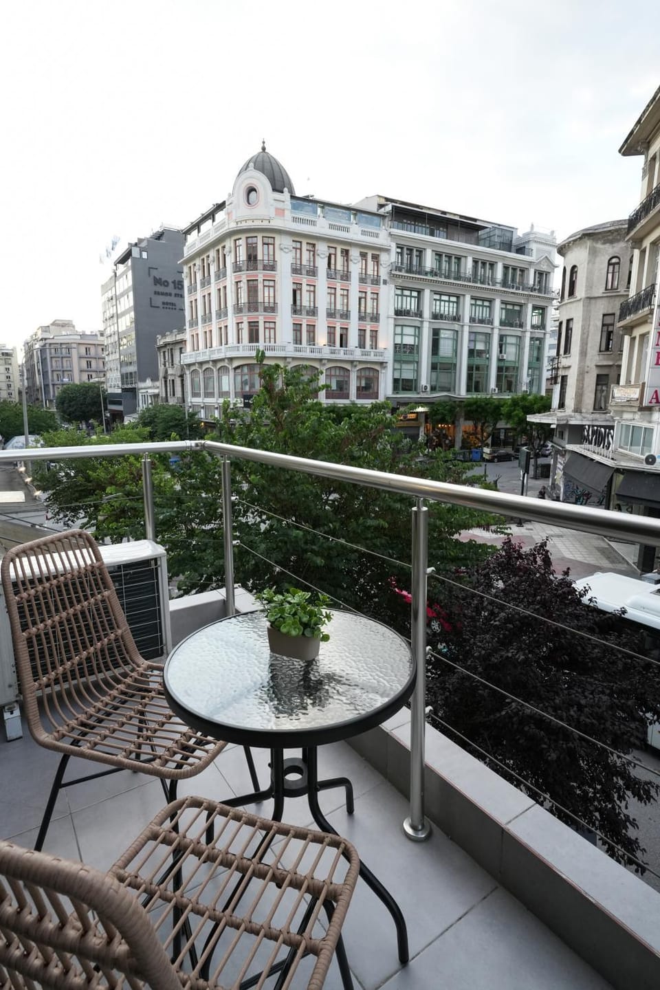 View (from property/room), Balcony/Terrace, Location