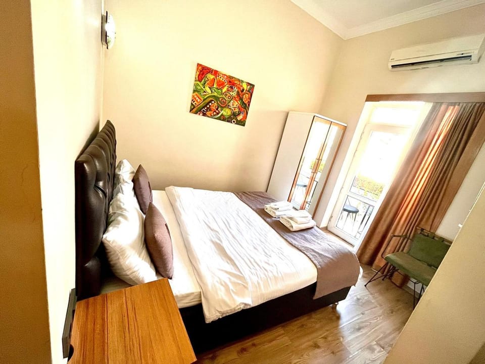 Bed, Bedroom, wardrobe