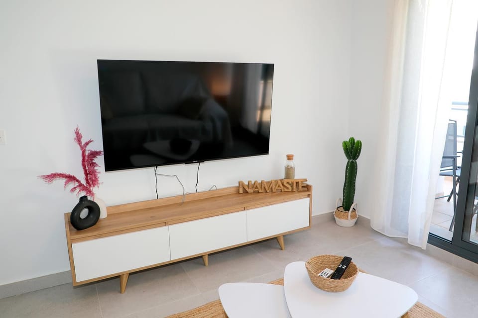 TV and multimedia, Evening entertainment