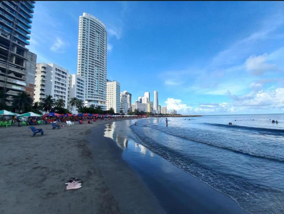 Hermoso apartamento caribeño Bocagrande Cartagena 100 metros Apartment in Cartagena